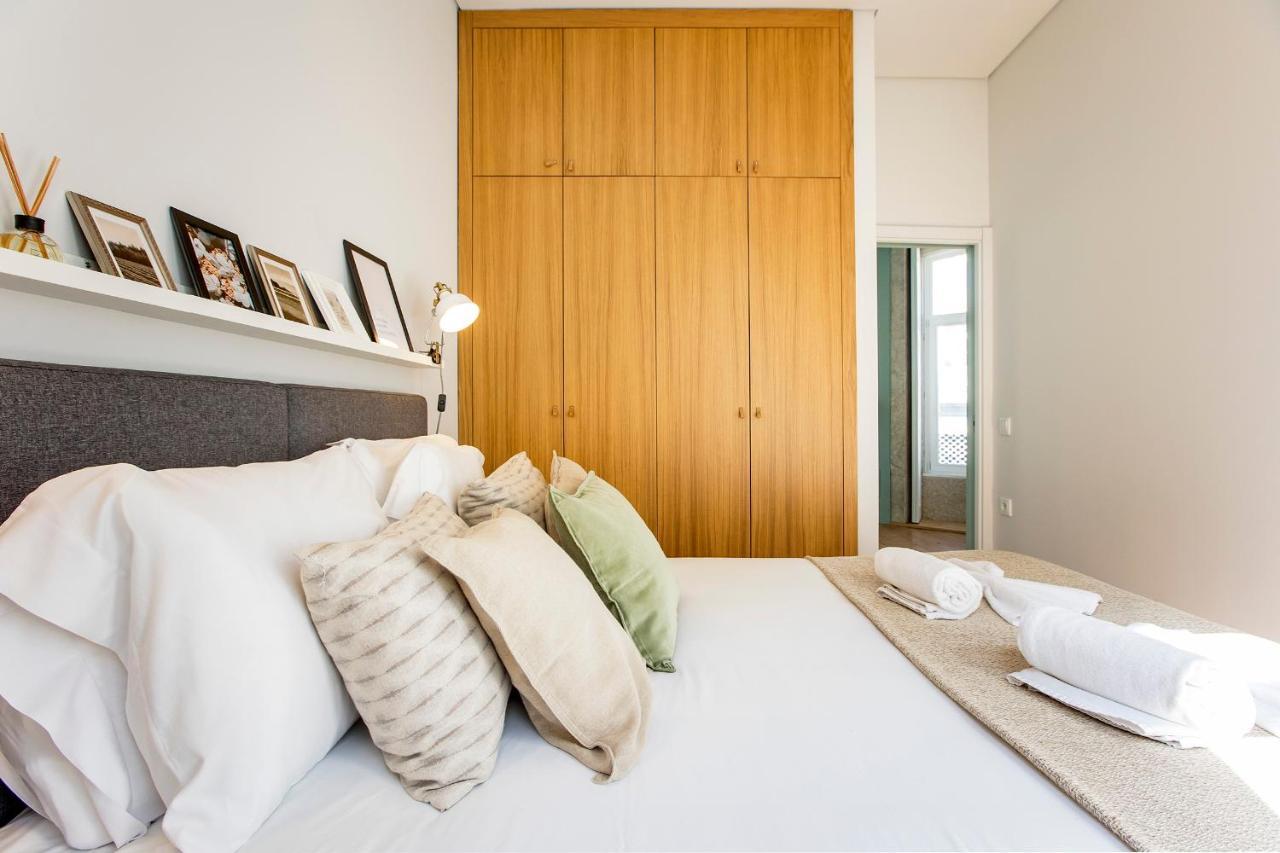 Mouzinho Darling 1Br W/ Ac In City Center By Lovelystay Porto Buitenkant foto