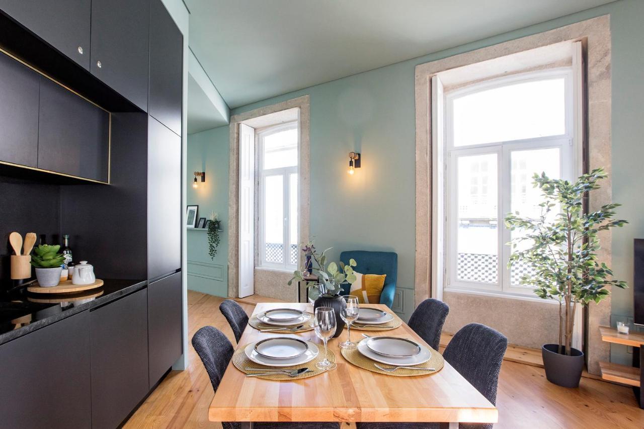 Mouzinho Darling 1Br W/ Ac In City Center By Lovelystay Porto Buitenkant foto